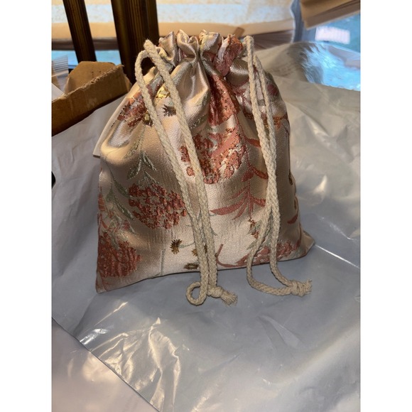 4pc set  Mini Bag, Fuzzy Purse, Molly  Pocket Coffee Shop Toy, Floral Pouch Lot - Picture 8 of 8